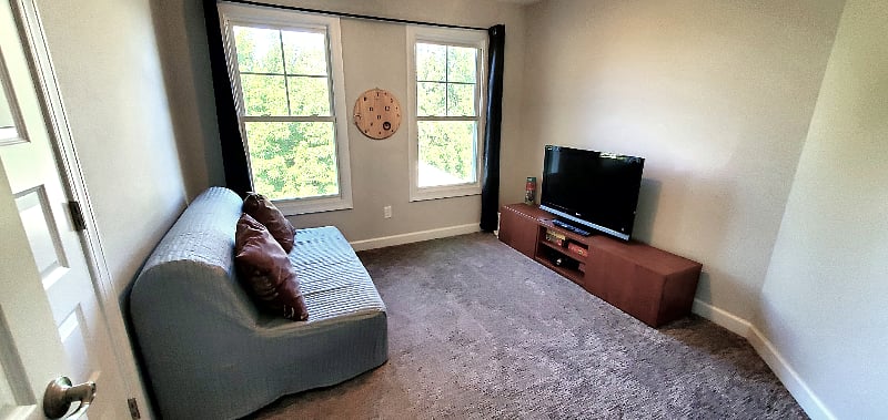 Bonus Room Sofa Conversion 3rd Bedroom on the 3rd Floor