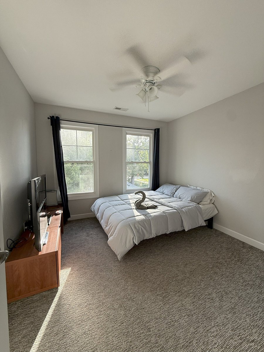 Bonus Room Bed Conversion 3rd Bedroom on the 3rd Floor