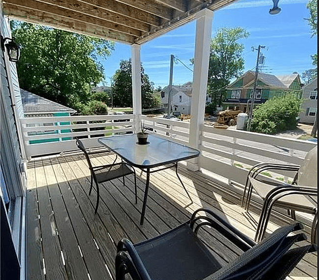 2nd Level Balcony