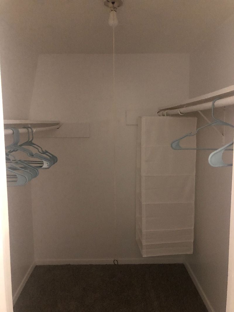 Master Bedroom Walk in Closet