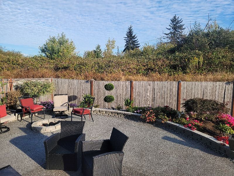 relax in your private backyard and enjoy the peace and quiet