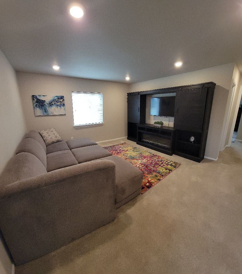 Furnished Finder property 298951_3 photo 16