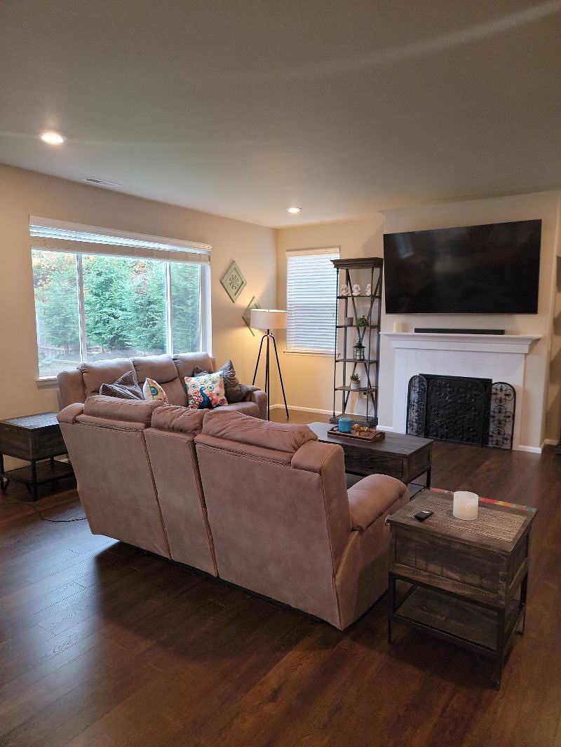 Furnished Finder property 298951_4 photo 12