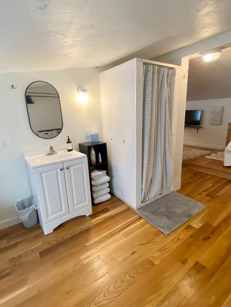 Furnished Finder property 299009_1 photo 13