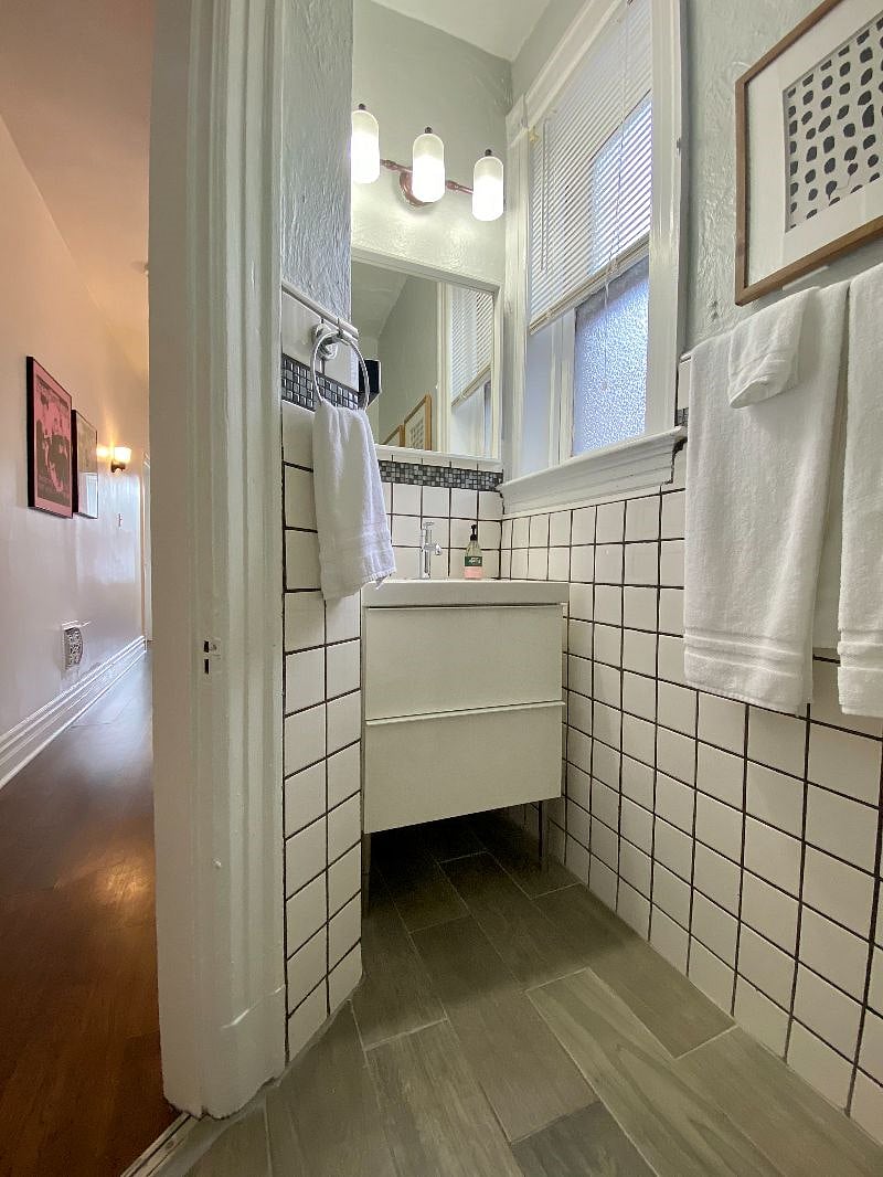 Furnished Finder property 299101_1 photo 21