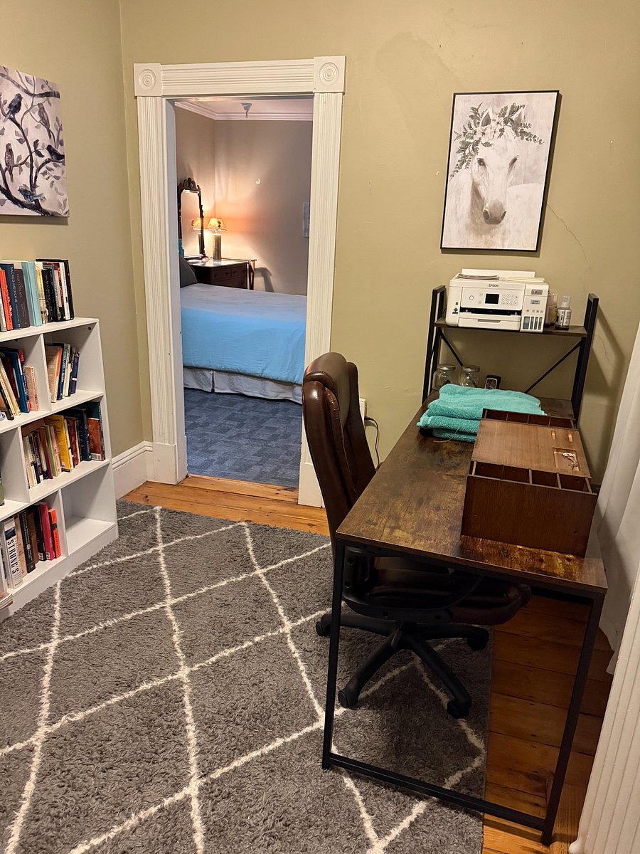 Furnished Finder property 299202_1 photo 11