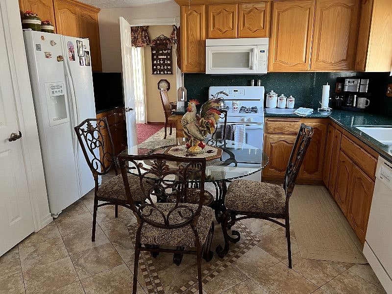 Furnished Finder property 299216_1 photo 5
