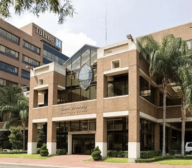 Walking distance to Tulane Hospital