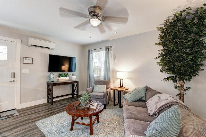 Furnished Finder property 299402_1 photo 5