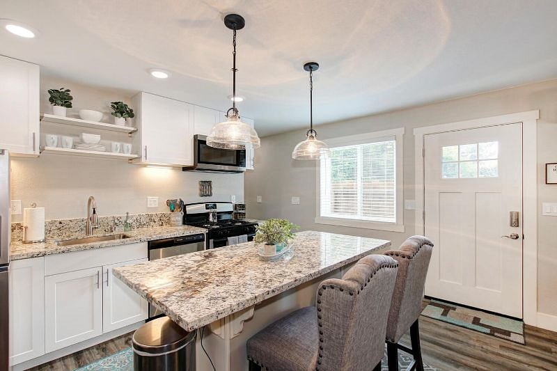 Furnished Finder property 299402_1 photo 7