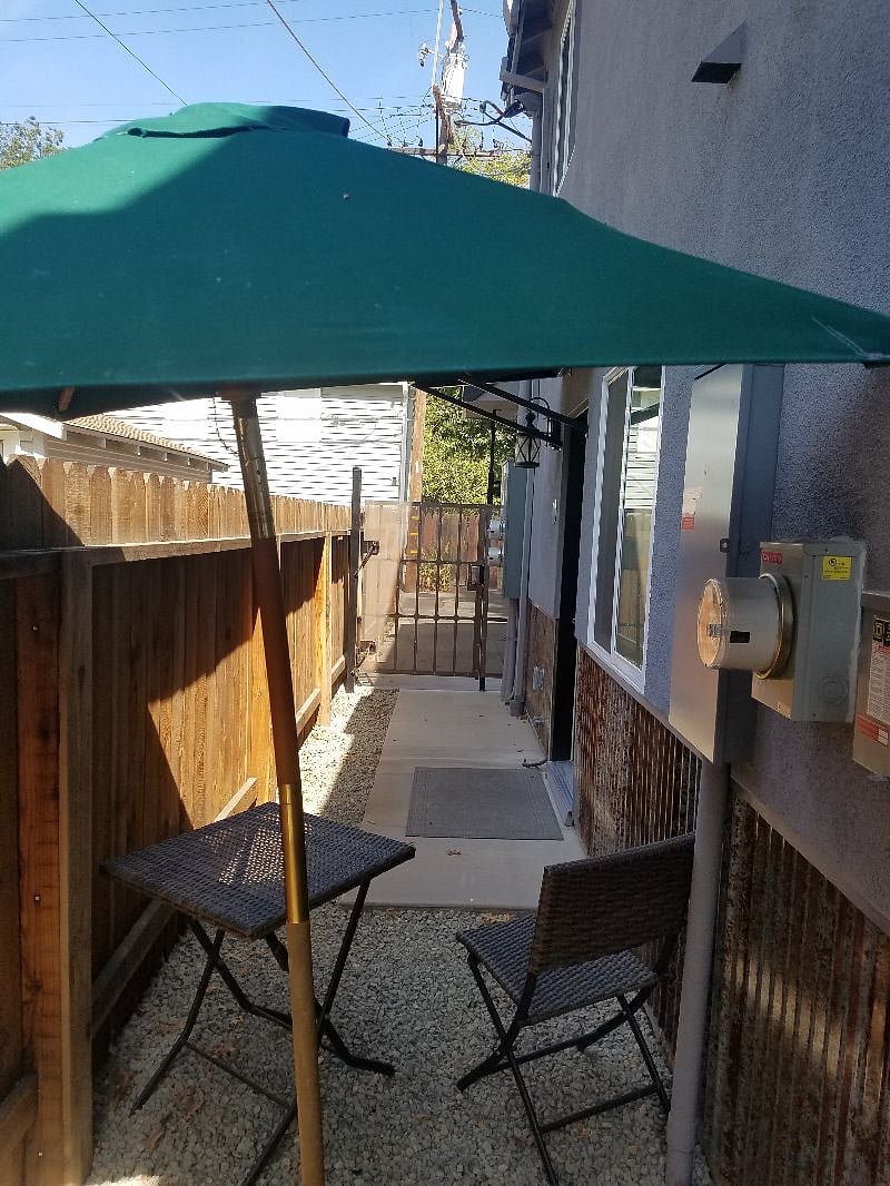 Furnished Finder property 299402_1 photo 16