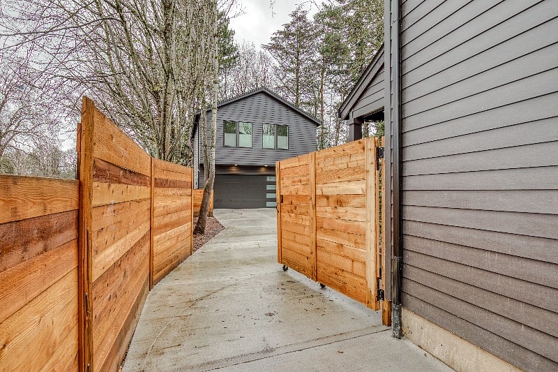 Safe fully fenced property. 