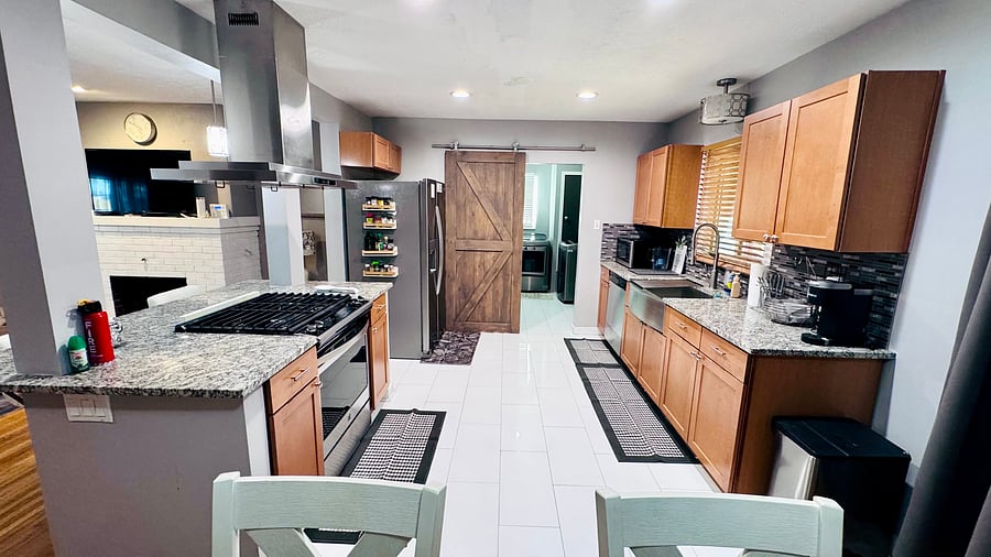 Furnished Finder property 299450_1 photo 26