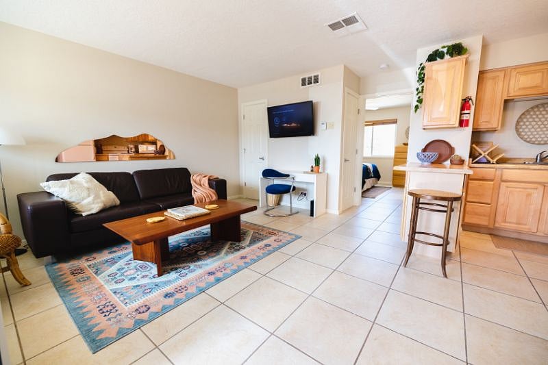 Furnished Finder property 299469_1 photo 14