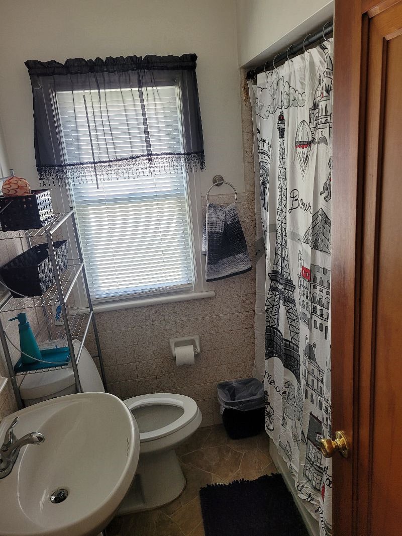Furnished Finder property 299487_1 photo 10