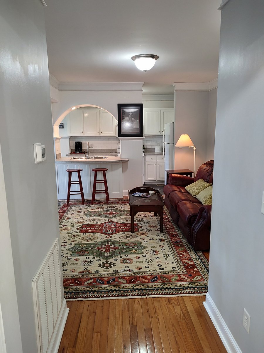 Furnished Finder property 299496_1 photo 3