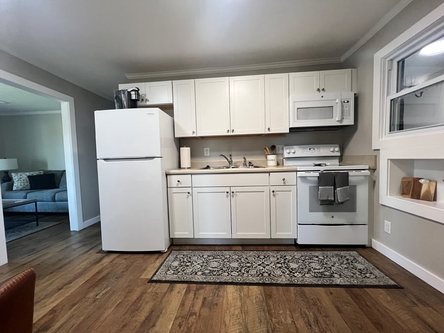 Furnished Finder property 299628_2 photo 8