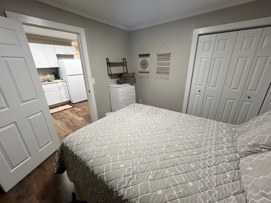 Furnished Finder property 299628_3 photo 11