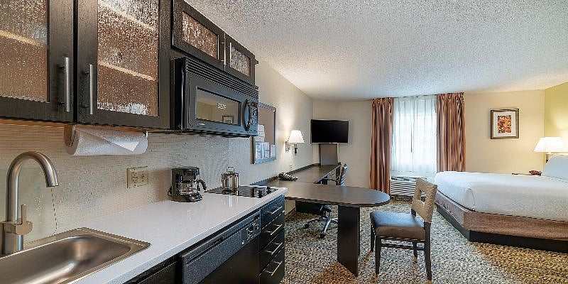 Furnished Finder property 299634_1 photo 3