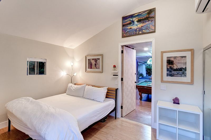 Furnished Finder property 299655_1 photo 5