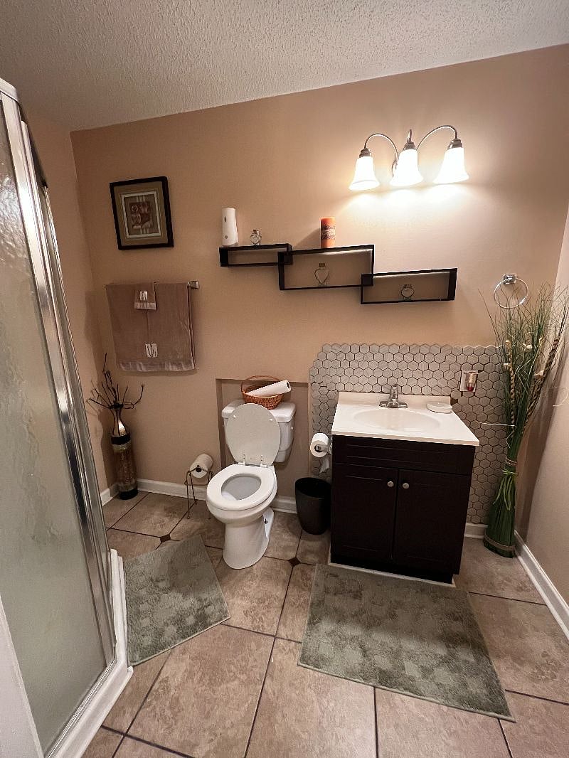 Furnished Finder property 299698_1 photo 11