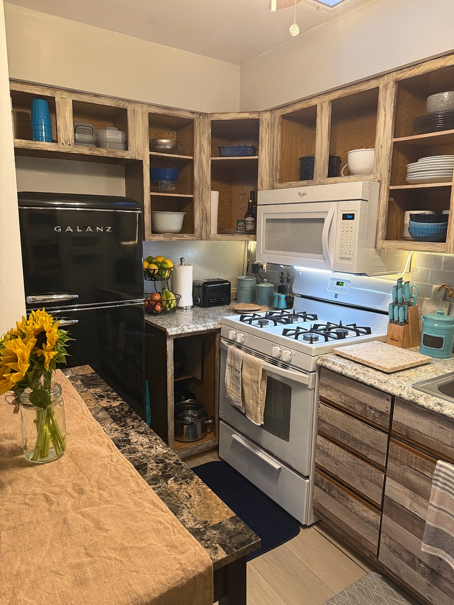 Furnished Finder property 299708_1 photo 25