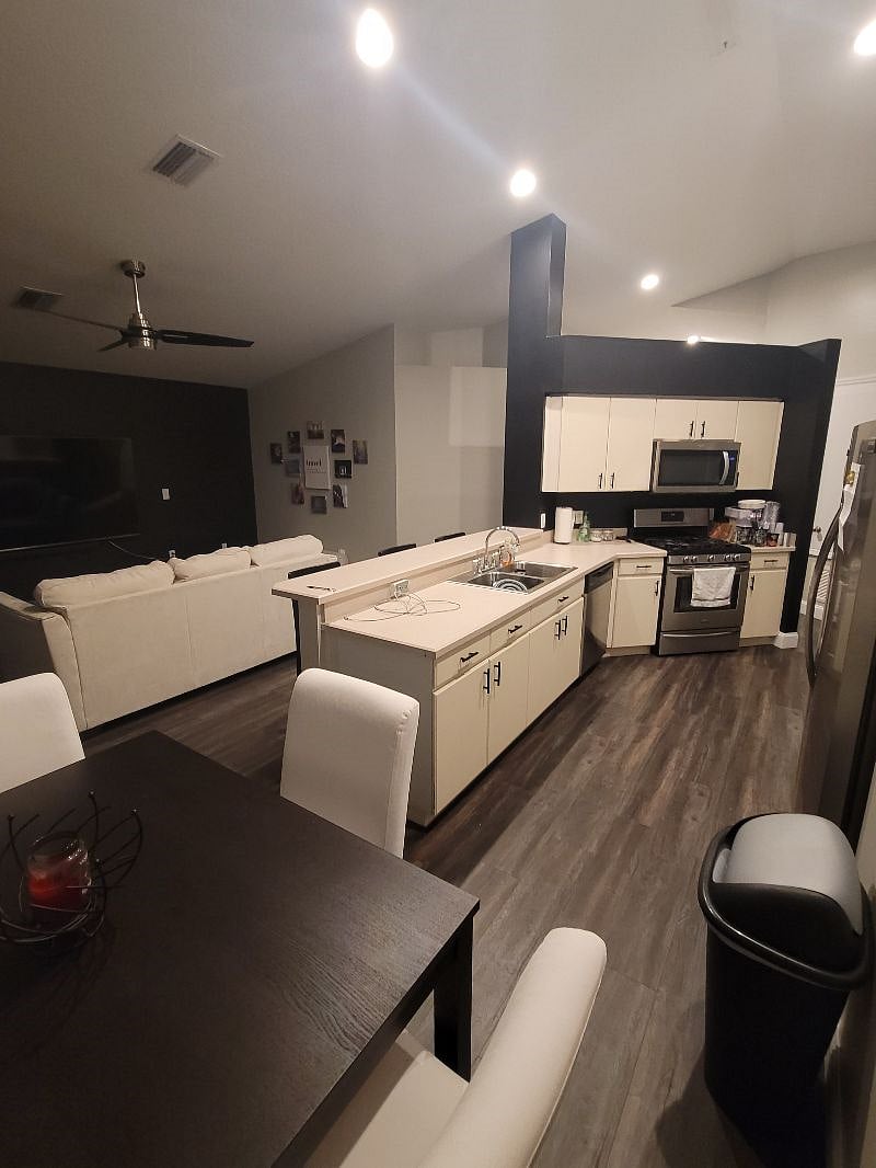 Furnished Finder property 299780_1 photo 7