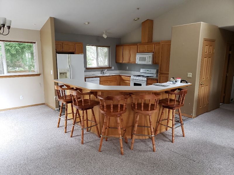 Furnished Finder property 299781_1 photo 3