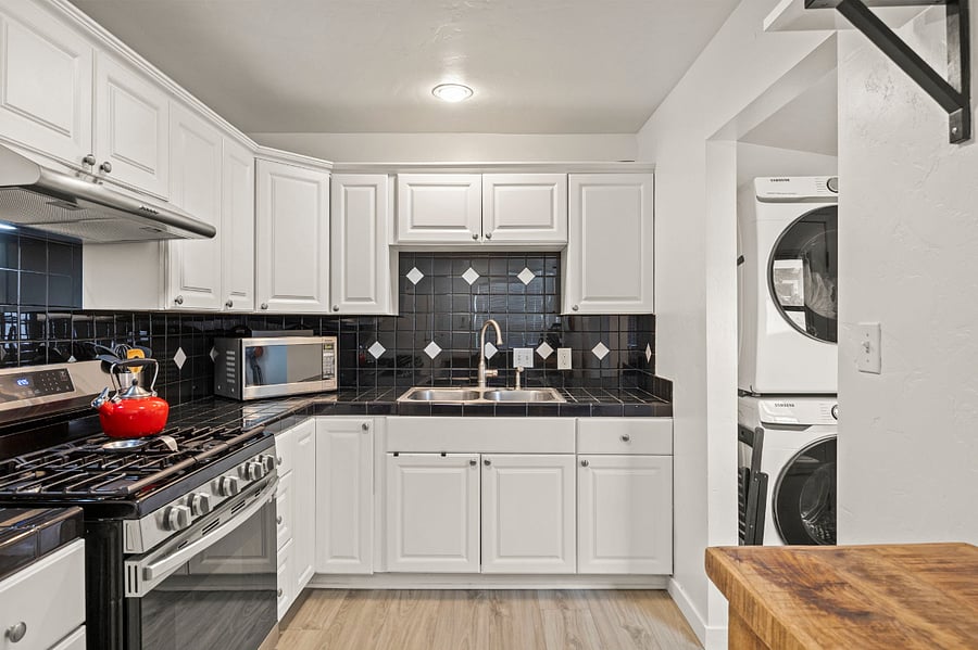Furnished Finder property 299812_1 photo 14