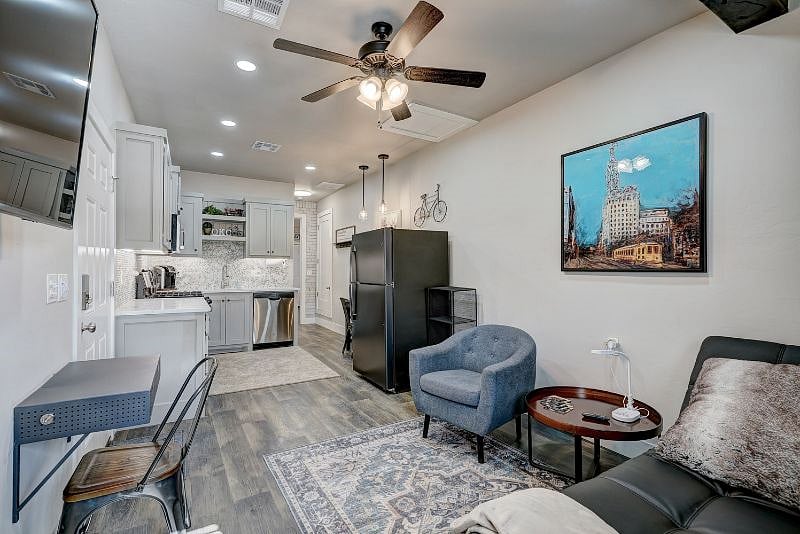 Furnished Finder property 299887_1 photo 11