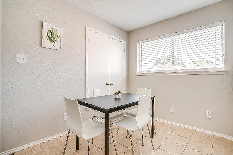 Furnished Finder property 299908_1 photo 21