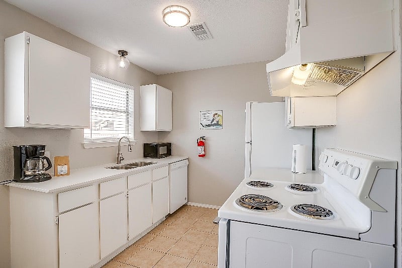 Furnished Finder property 299908_1 photo 6