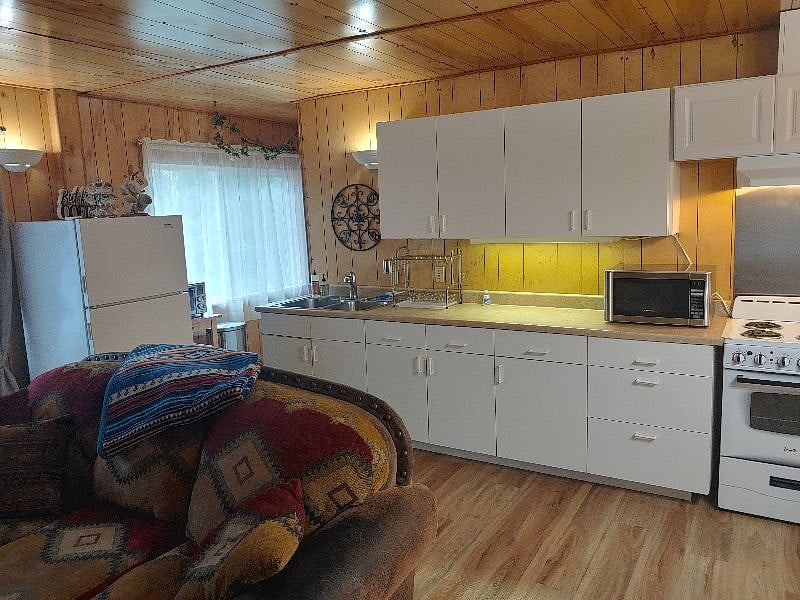 Furnished Finder property 299932_1 photo 4