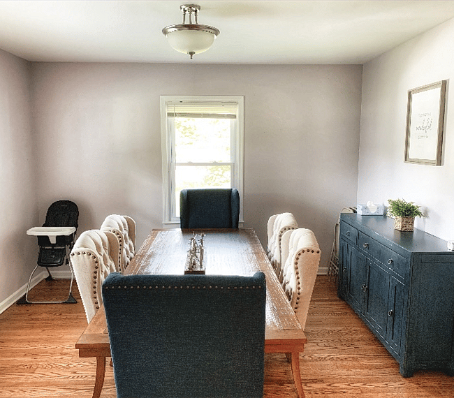 Dinning room with highchair