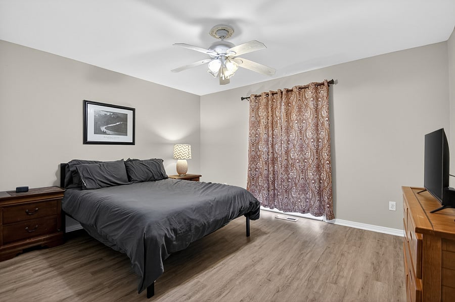 Furnished Finder property 300053_1 photo 11