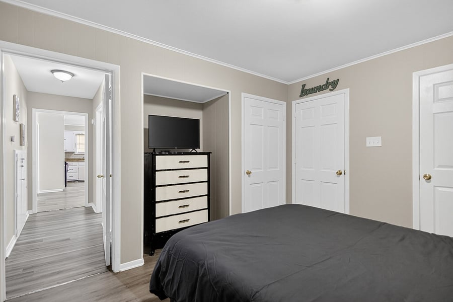 Furnished Finder property 300053_1 photo 14
