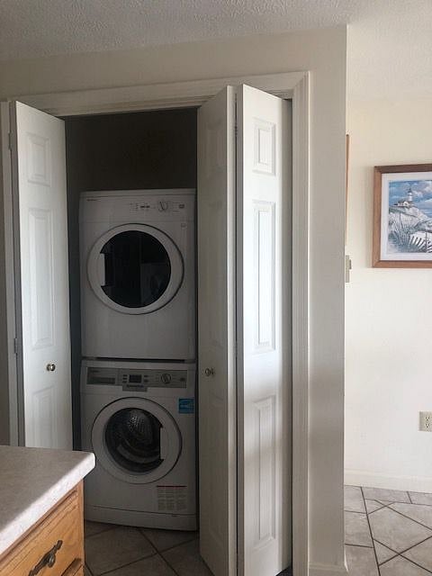 Furnished Finder property 300085_1 photo 8
