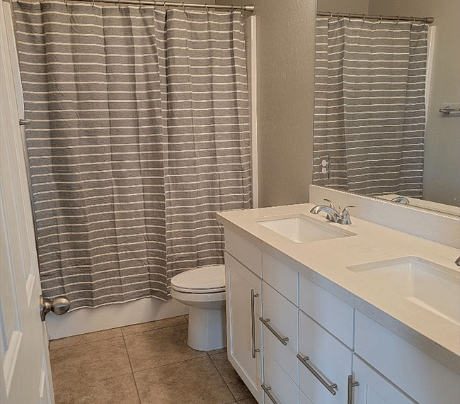 Double sink bathroom 