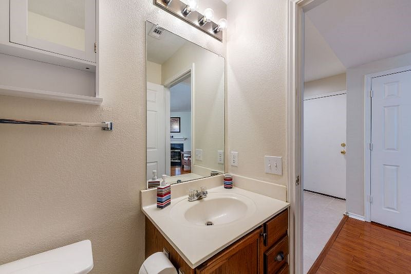 Furnished Finder property 300116_1 photo 25