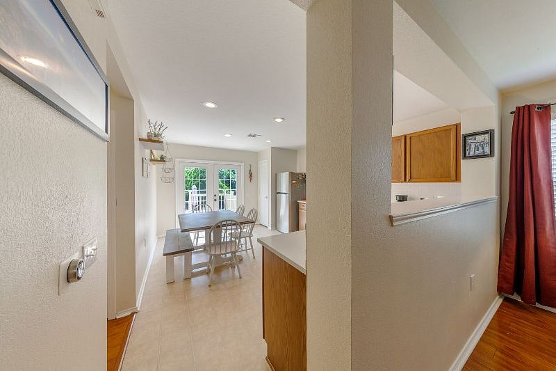 Furnished Finder property 300116_1 photo 5