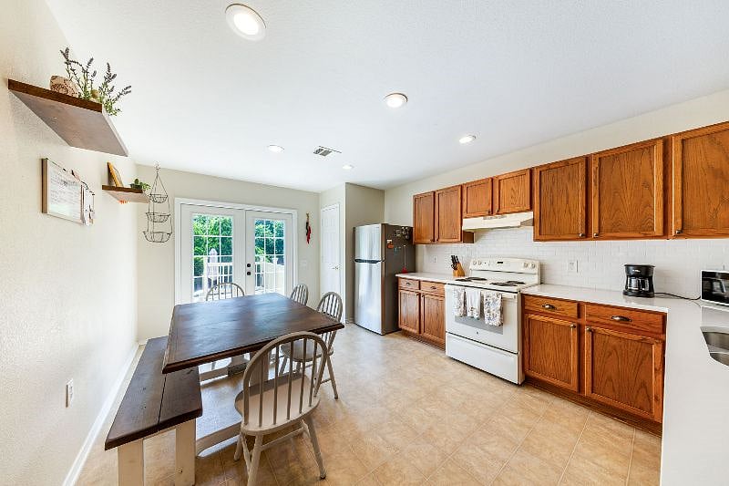 Furnished Finder property 300116_1 photo 6