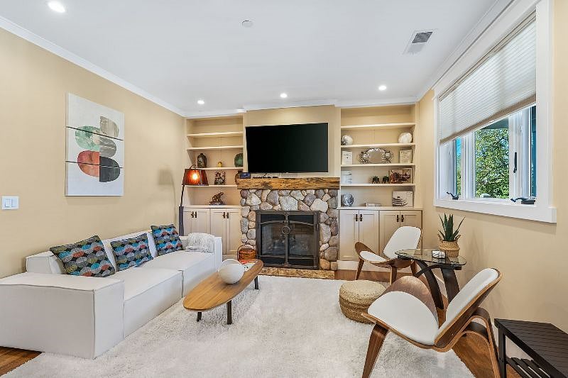 Furnished Finder property 300139_1 photo 9