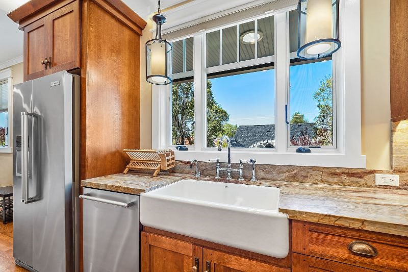 Furnished Finder property 300139_1 photo 8