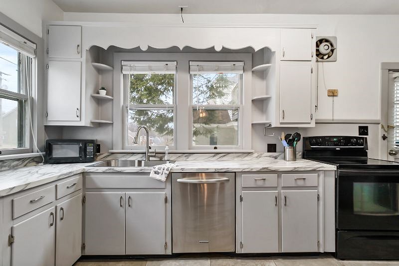 Furnished Finder property 300157_1 photo 11