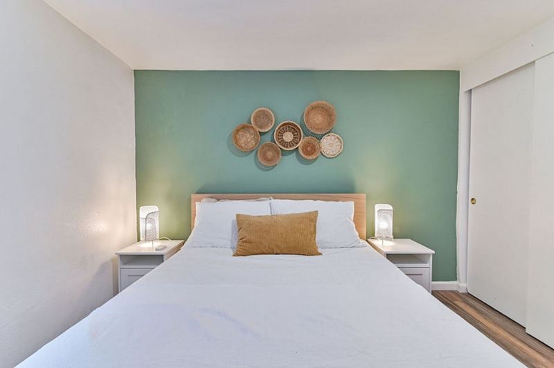 Furnished Finder property 300178_1 photo 17