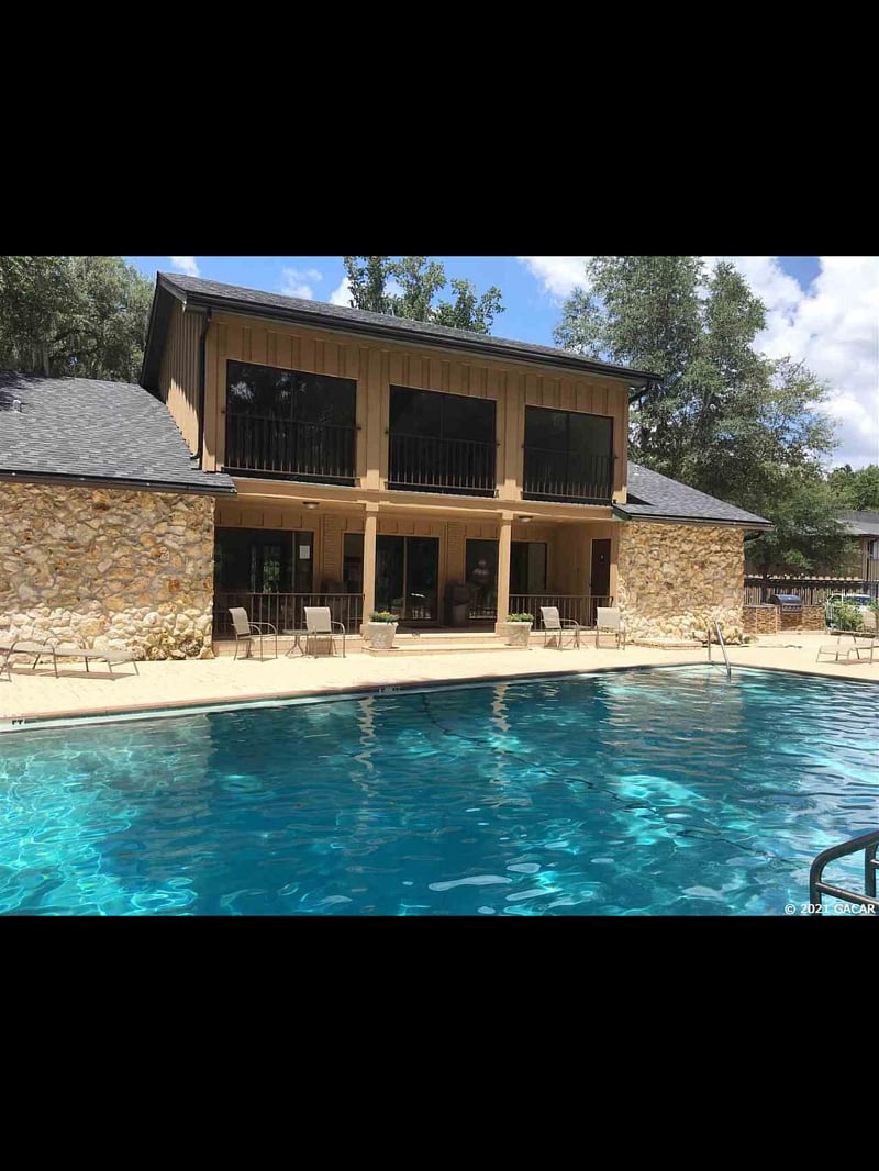 Poolside of clubhouse 