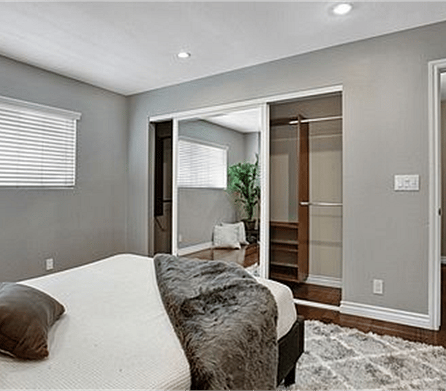 there is additional storage in this closet that is not shown