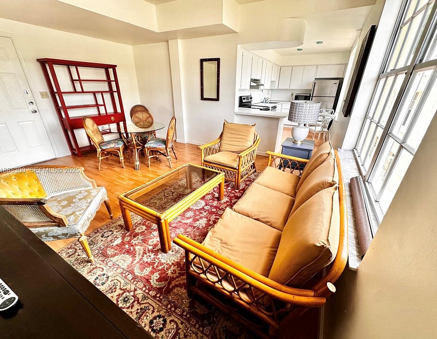 Furnished Finder property 300354_1 photo 22