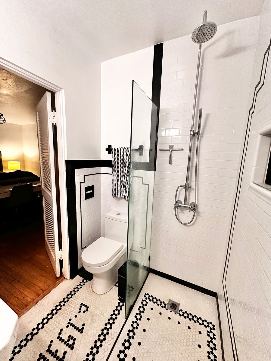 Furnished Finder property 300354_1 photo 10