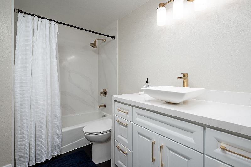 Furnished Finder property 300399_1 photo 12